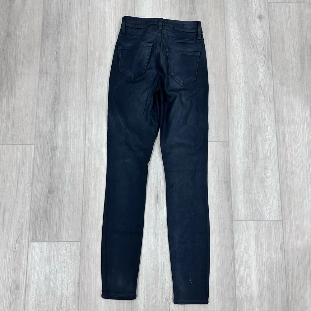 PAIGE coated cheeky high rise skinny jeans in black fog luke size 25